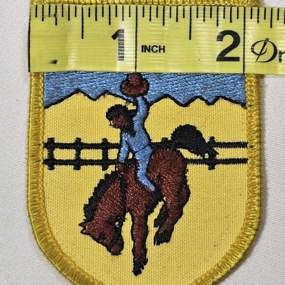 Vtg Montana Cowboy Horse Rodeo Travel Patch Yellow Saddle Patch - Picture 4 of 5